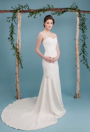 Rikke Wedding Dress, silk crepe, mermaid, sweetheart neckline