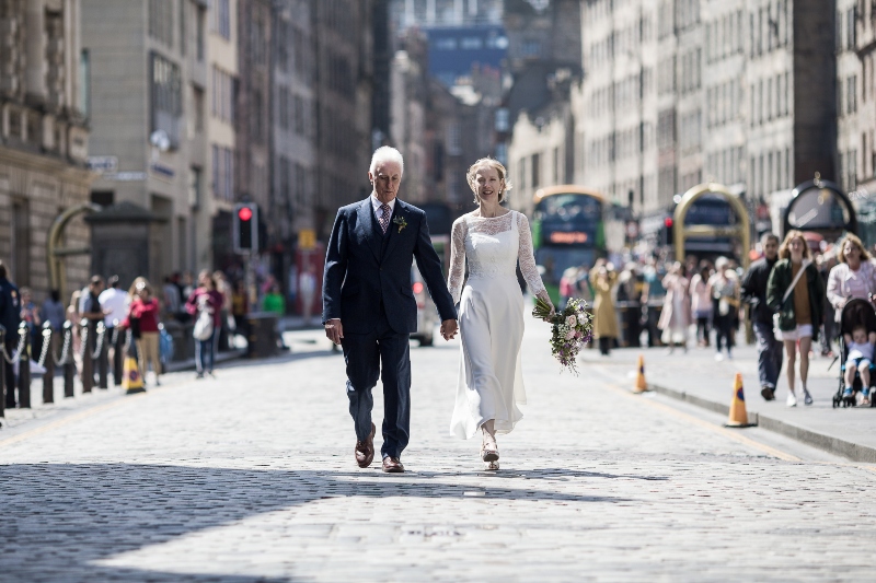 Bride and Groom Royal Mile