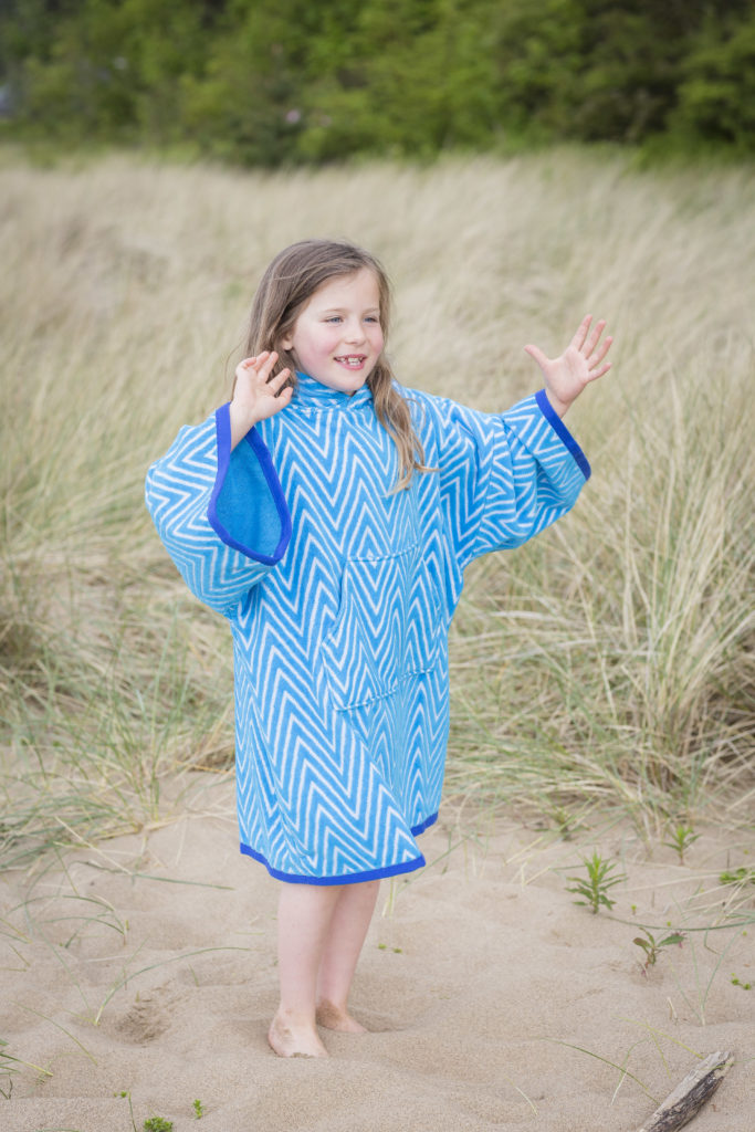 beach poncho blue