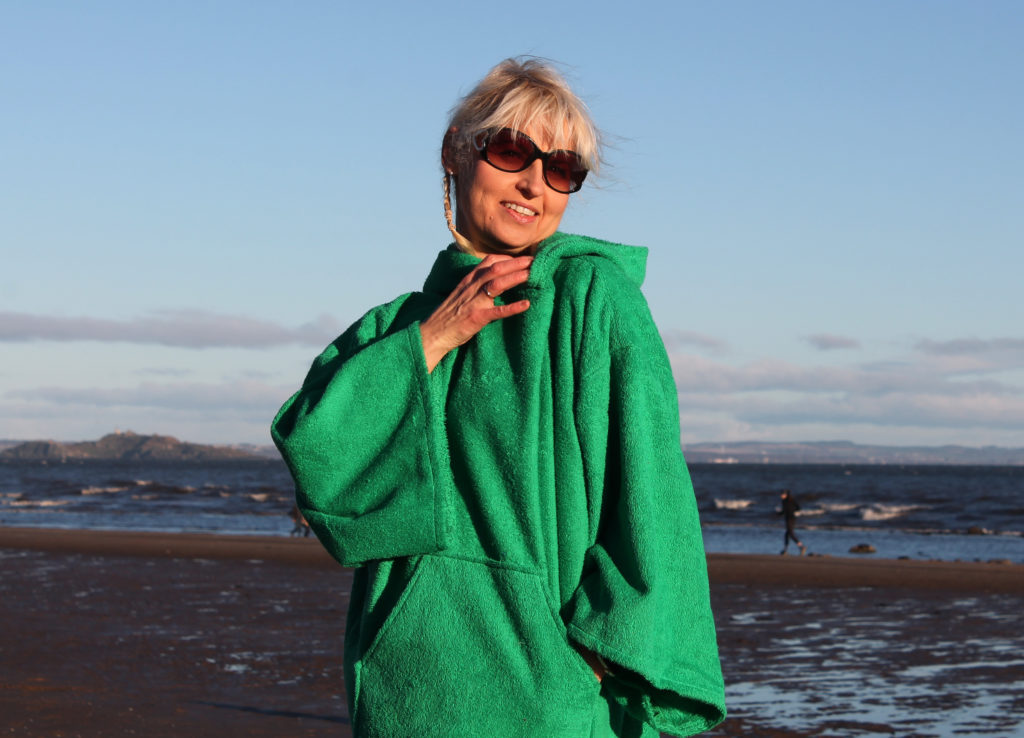 beach poncho green