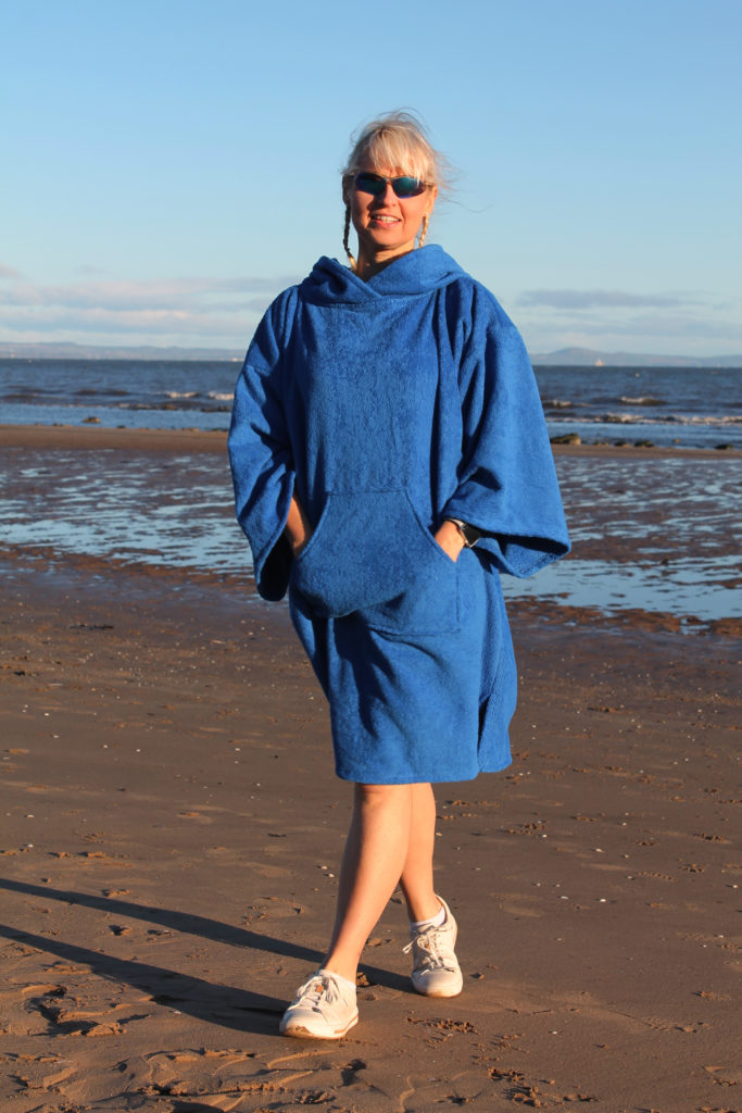 beach poncho blue