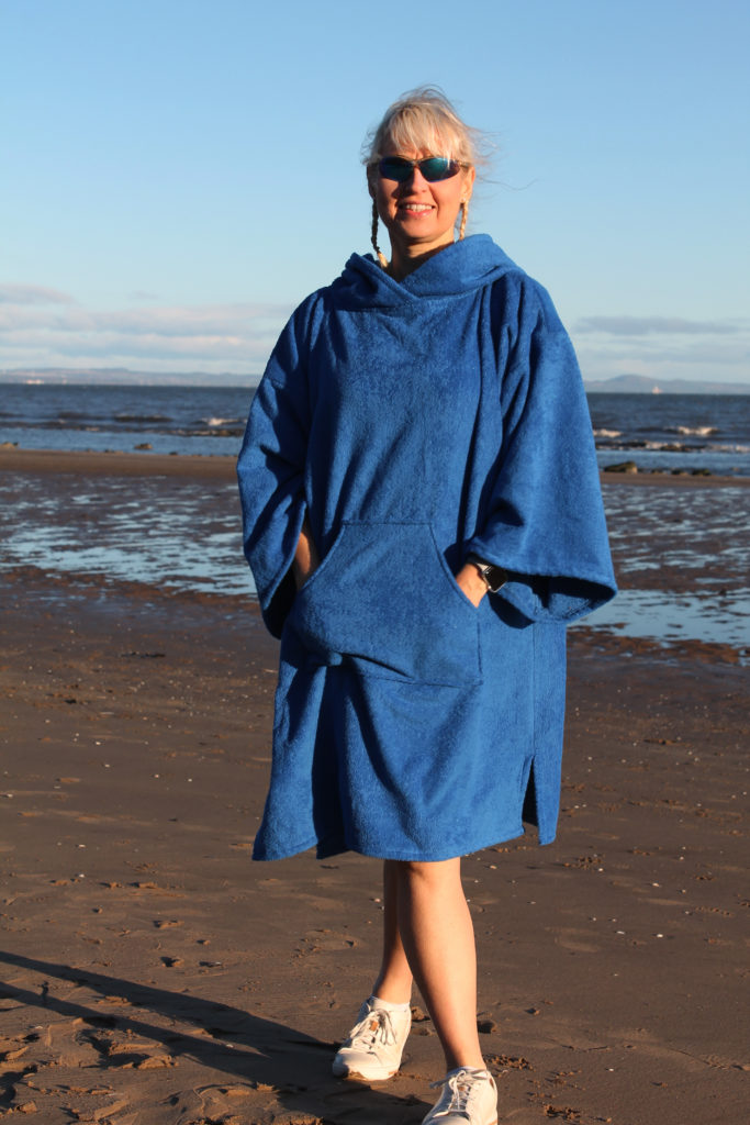 beach poncho blue