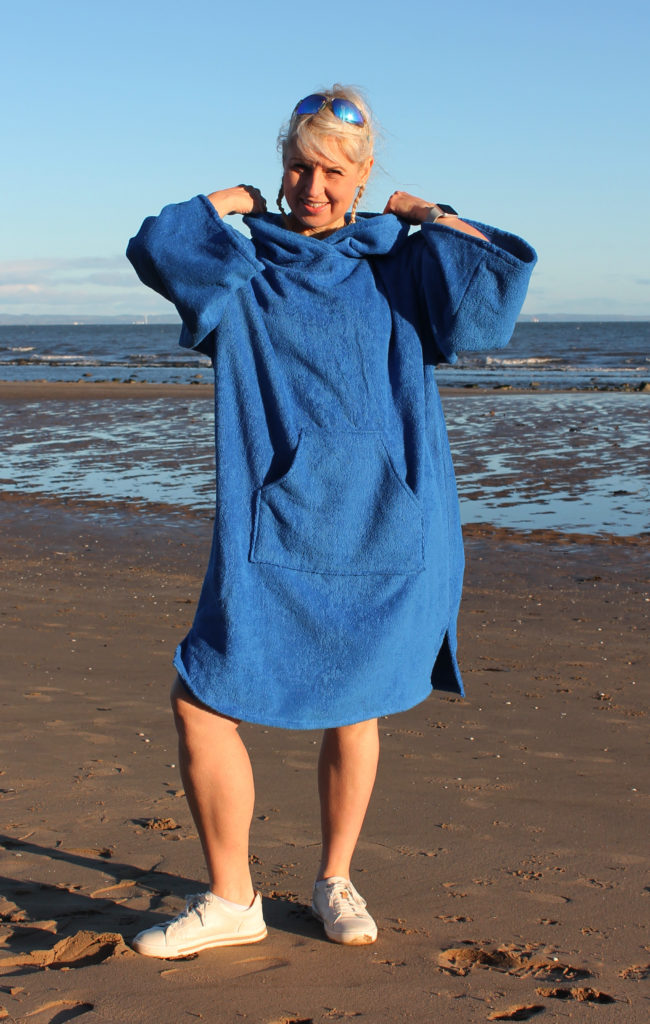 beach poncho blue